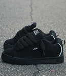 Tênis lokal tag all black refletivo prata